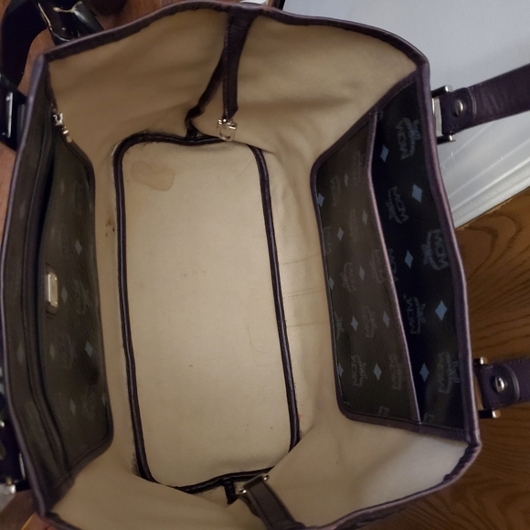 ❌SOLD❌ Mcm tote - Picture 6 of 6